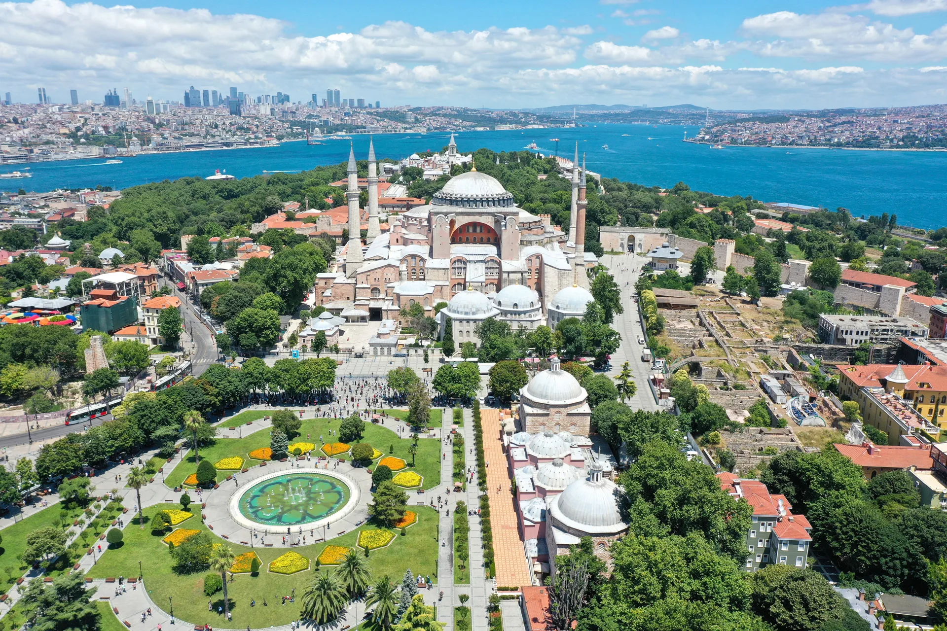 İstanbul'un ilçelerinde cuma namazı saatleri 21 Ağustos Cuma için belli
