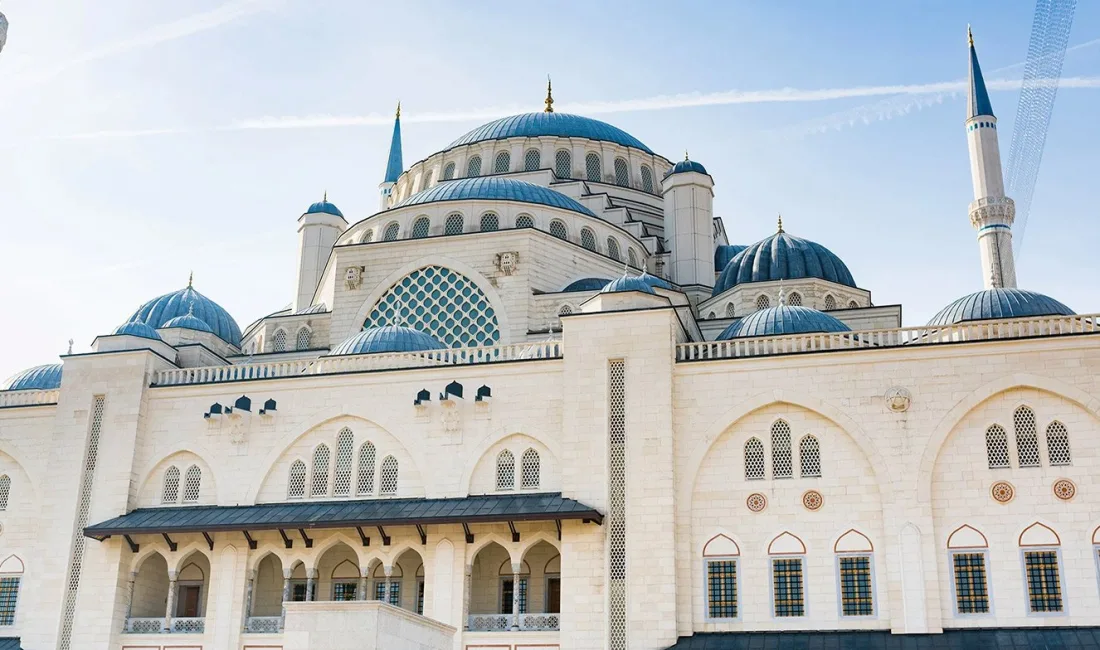 28 Ağustos 2026 Bilecik geneli cuma namazı saatleri açıklandı. İlçelere