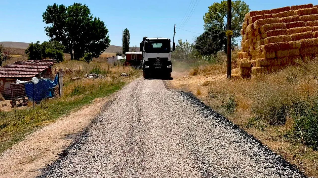 Kırşehir’in Çiçekdağı ilçesinde Aşağı Hacıahmetli Köyü ile Karakuyu Mahallesi arasındaki