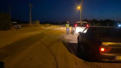 Yozgat'ın Şefaatli ilçesinde yapılan trafik denetiminde, ehliyetsiz araç kullanan bir