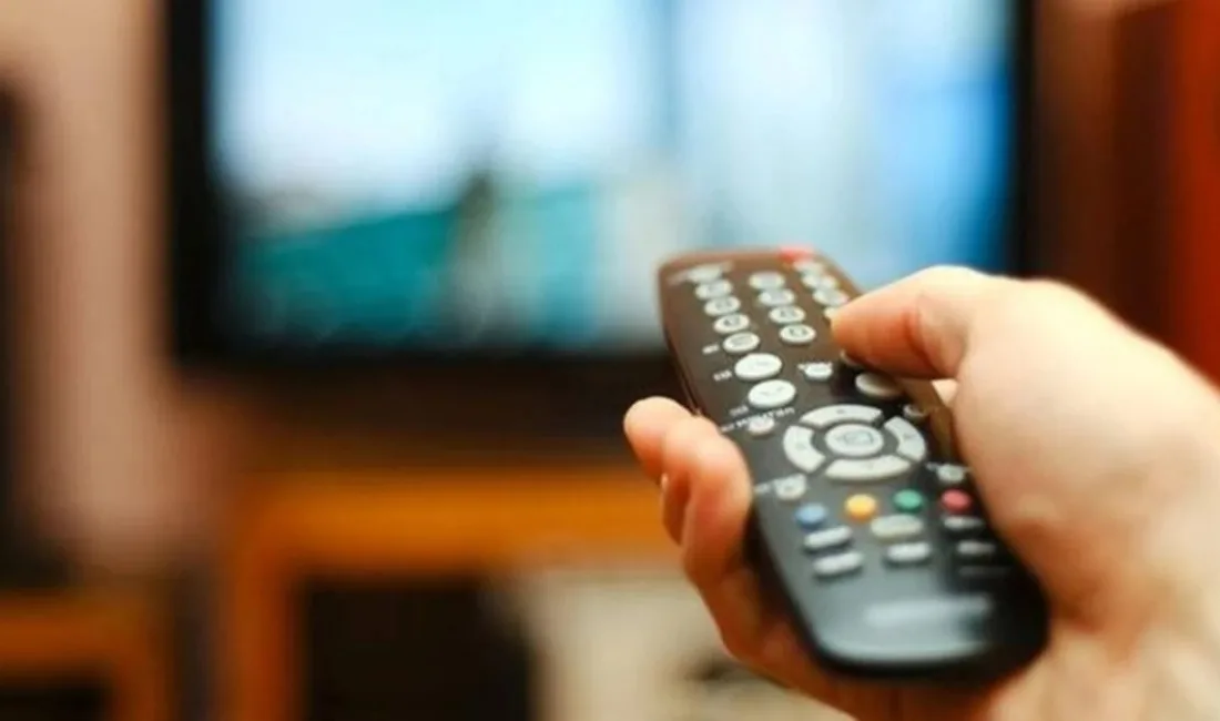 TRT 1 günlük yayın akışı aşağıda yer almaktadır. Saat :