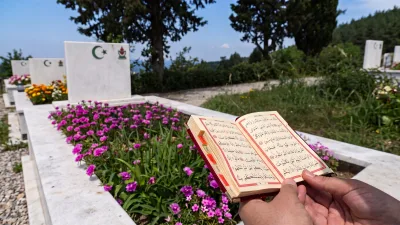 Yerköy esnaflarından Sobacı Faruk Yıldırımoğlu’nun oğlu Murat Yıldırımoğlu hayatını kaybetti.