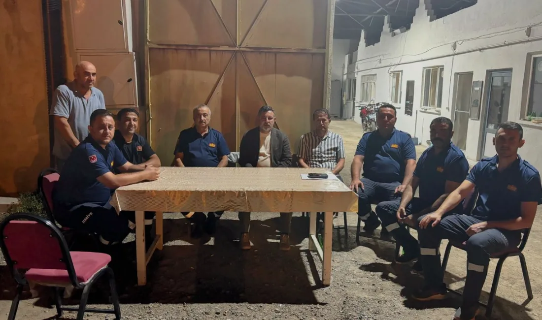 Yerköy Belediye Başkanı Fatih Arslan, İtfaiye Müdürlüğü'nde görev yapan itfaiye