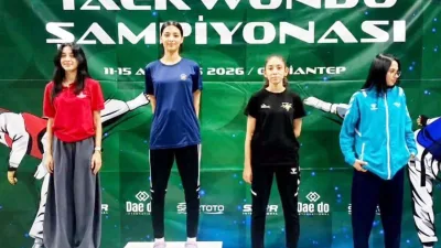 Yerköylü 16 yaşındaki taekwondocu İrem Örül, Gaziantep’te düzenlenen Gazi Kulüpler
