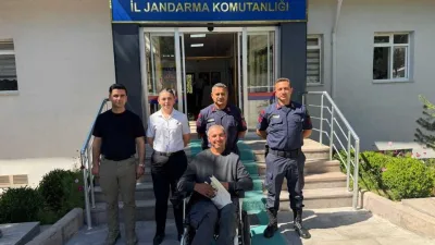 Yozgat İl Jandarma Komutanlığı, bir köyde yaşayan engelli vatandaşın Türk