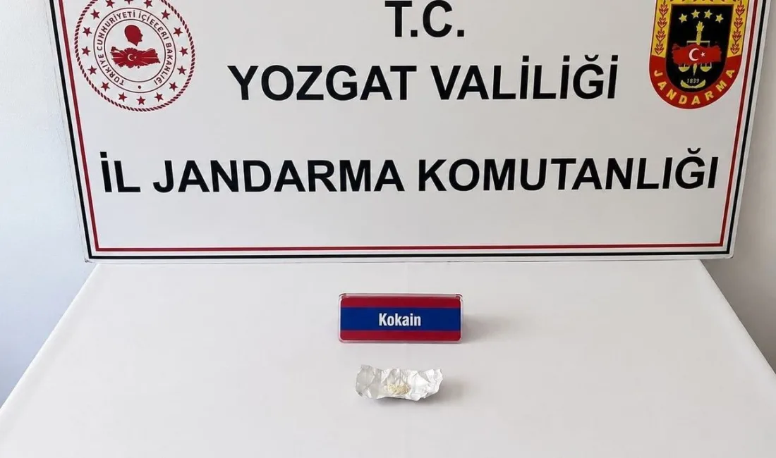 Yozgat'ta Jandarma ve Narkotik ekipleri, bir kişinin uyuşturucu madde kullandığı