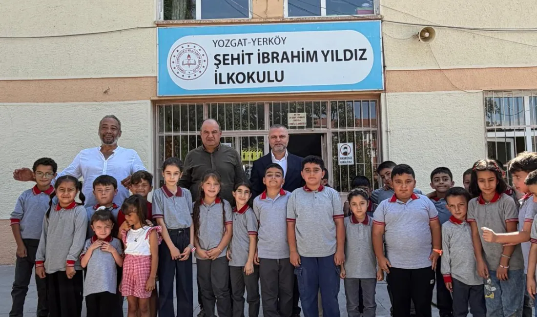 İlkokulu öğrencilerine kırtasiye desteğinde bulunarak eğitime katkı sağladı. Öğrencilere ulaştırılan