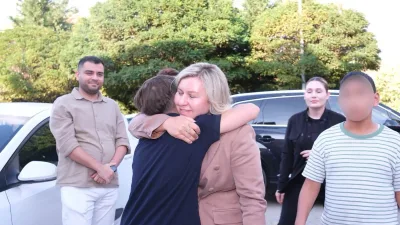 Yozgat Valisi Mehmet Ali Özkan’ın eşi Arzu Özkan, Çocuk Evleri