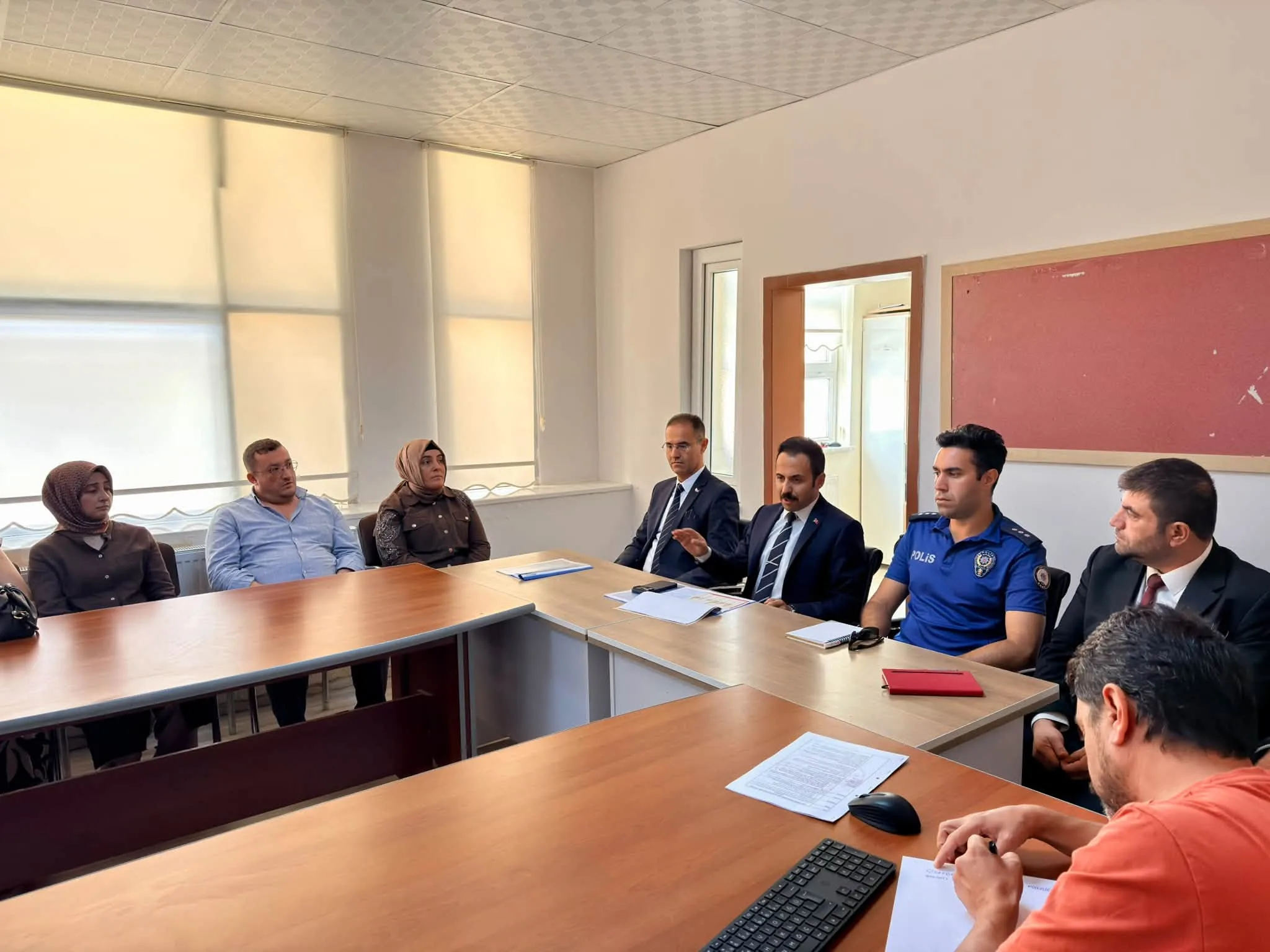 Çiçekdağı Kaymakamı Durdu Yavuz Öğüt, Akademik Gelişimi Destekleme Projesi kapsamında