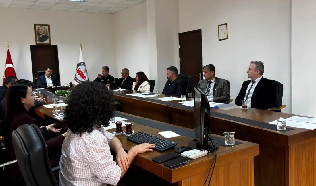 Yerköy’de bağımlılıkla mücadele kapsamında yürütülen çalışmaların değerlendirildiği üç aylık kurul