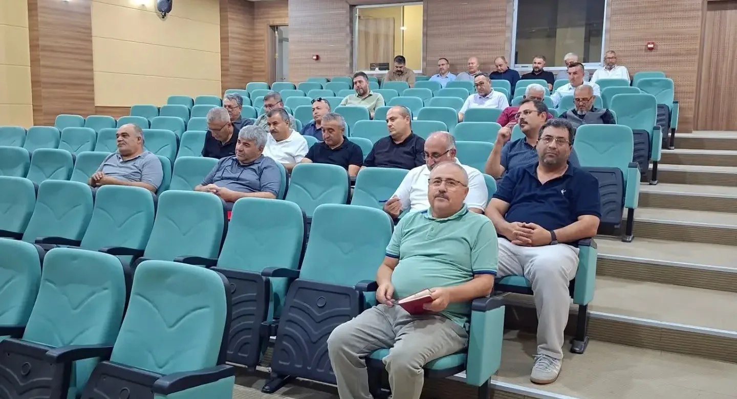 Yerköy’de Yeni Eğitim Öğretim Yılı Öncesi Kritik Toplantı: Okul Müdürleri Bir Araya Geldi Yerköy’de Yeni Eğitim Öğretim Yılı Öncesi Kritik Toplantı: Okul Müdürleri Bir Araya Geldi