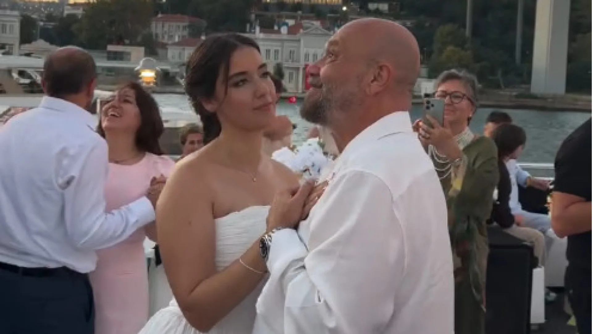 Ahmet Mümtaz Taylan’ın kızı Ayşe Dilan Taylan, uzun süredir birlikte