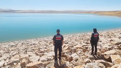 Yozgat'ın Boğazlıyan ilçesinde jandarma, baraj ve gölet çevrelerinde denetim gerçekleştirdi.