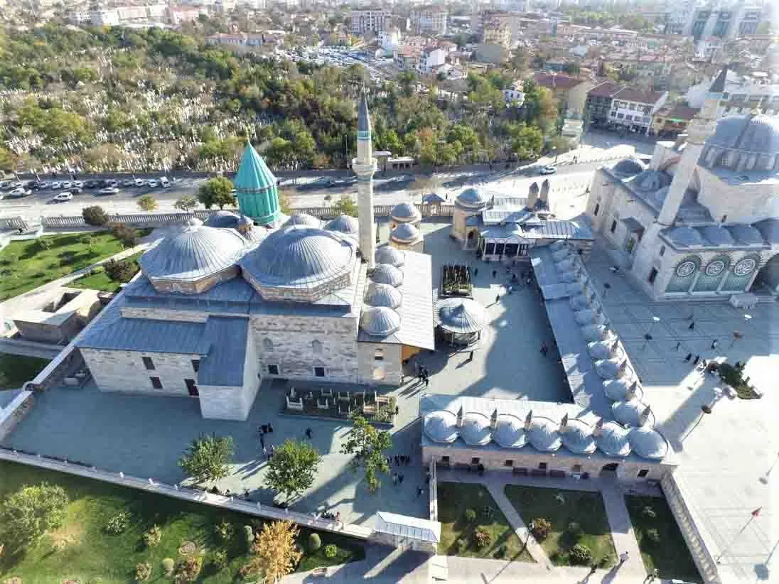 4 Eylül Cuma Trabzon cuma vakti için 19 konumun saat