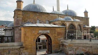 Yalova geneli için 4 Eylül Cuma cuma namazı saatleri merak