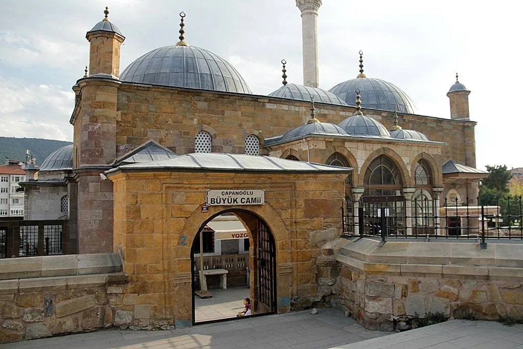 Yalova geneli için 4 Eylül Cuma cuma namazı saatleri merak