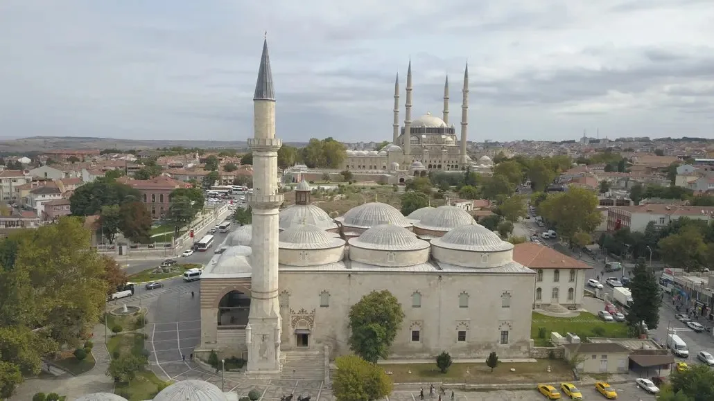 4 Eylül 2026 tarihinde Sakarya'nın cuma namazı vakitleri merak ediliyor.