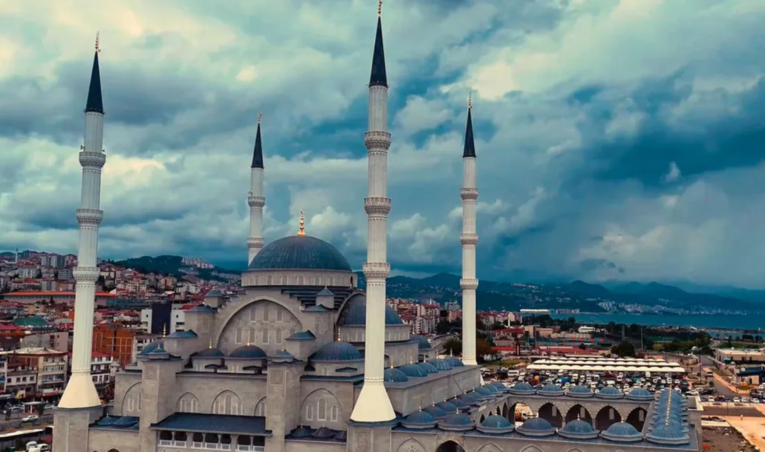 4 Eylül Cuma Bayburt'un il merkezi ve ilçelerine ait cuma