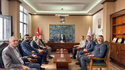 MHP Kırşehir İl Başkanı İsmail Deniz, il yönetim kurulu üyeleriyle