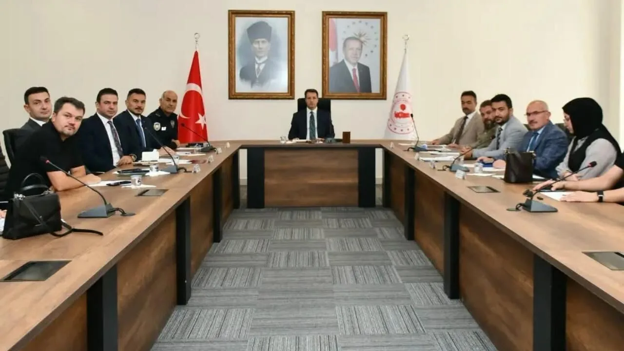 Yozgat’ın Sorgun ilçesinde uyuşturucu ve bağımlılıkla mücadele kapsamında yürütülen çalışmalar