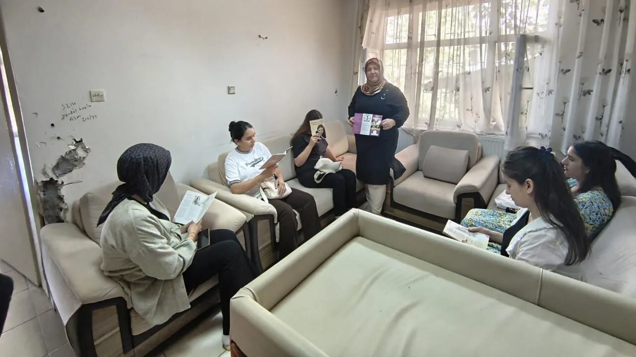 Yerköy İlçe Sağlık Müdürlüğü, anne adaylarına yönelik Gebelik Okulu ve