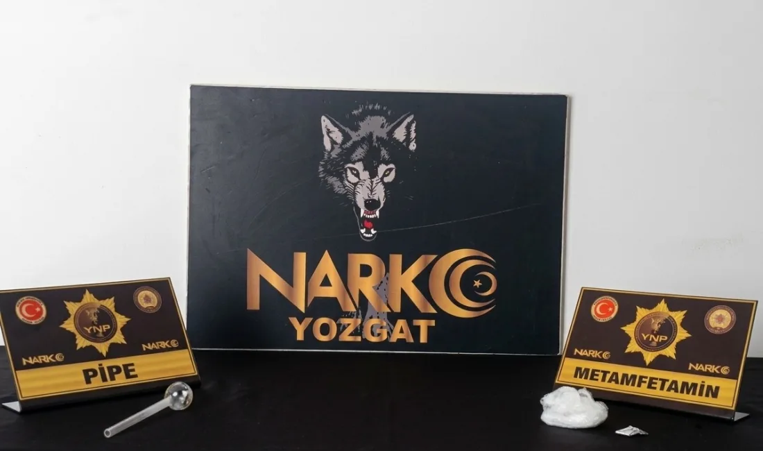 Yozgat'ta polis, Sekili uygulama noktasında yolcu otobüsünde gerçekleştirdiği narkotik denetiminde