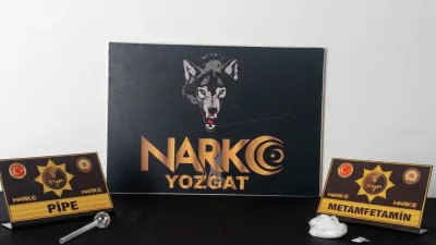 Yozgat'ta polis, Sekili uygulama noktasında yolcu otobüsünde gerçekleştirdiği narkotik denetiminde