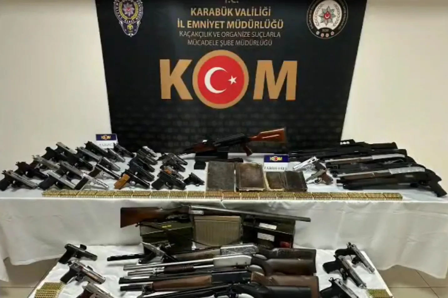 İçişleri Bakanlığı, 16 ilde düzenlenen operasyonlar sonucunda 198 şüpheli hakkında