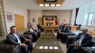 Yerköy Ticaret ve Sanayi Odası Başkanı Adem Metin ve beraberindeki