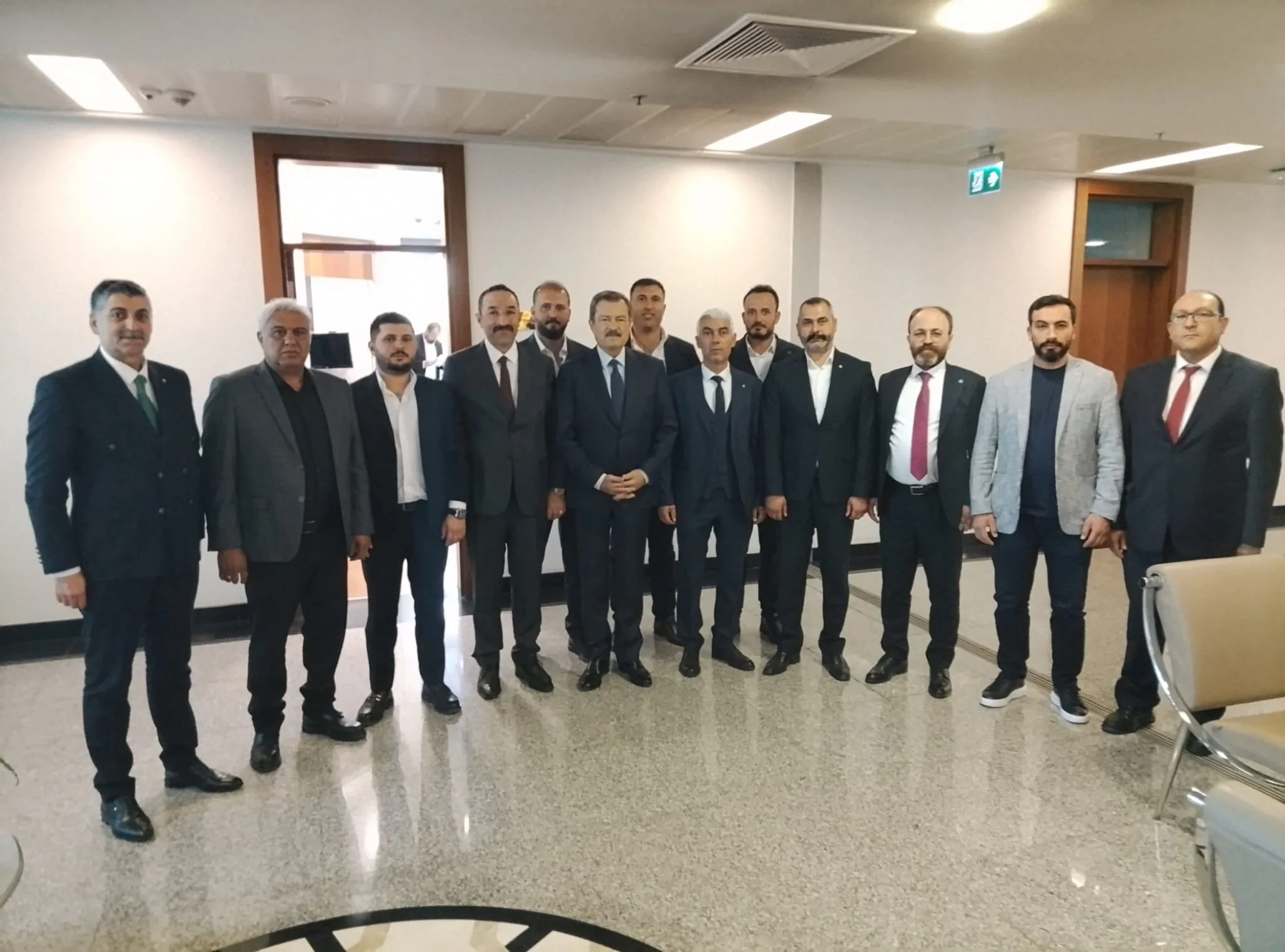 Yerköy Ticaret ve Sanayi Odası Başkanı Adem Metin ve yönetim