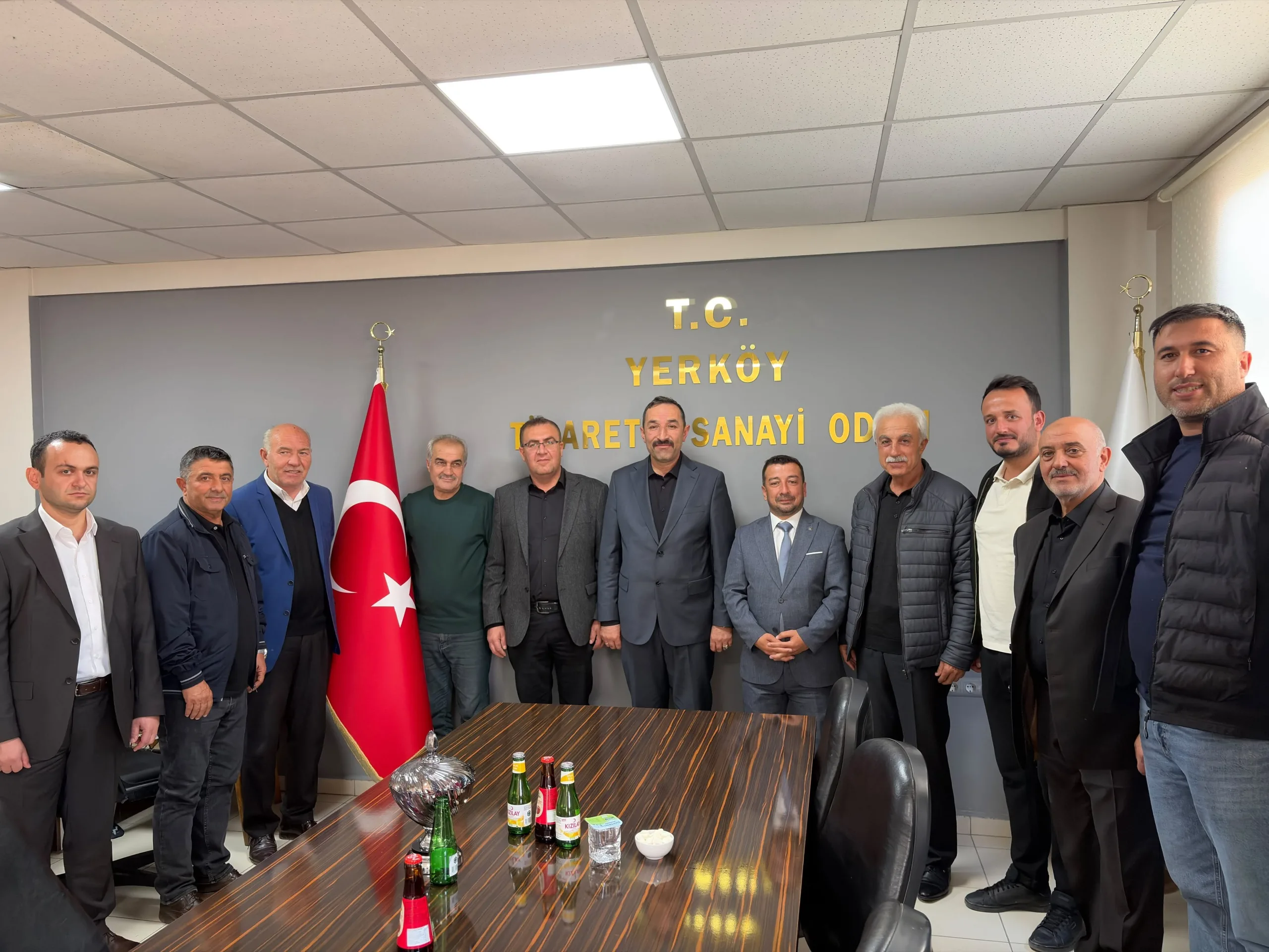 AK Parti Yerköy İlçe Teşkilatından Başkan Adem Metin’e Hayırlı Olsun Ziyareti