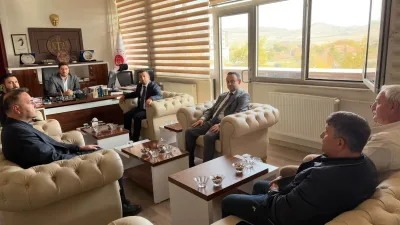 AK Parti Yerköy İlçe Başkanlığı heyeti, Yerköy Adliyesi’ne gerçekleştirdiği ziyarette