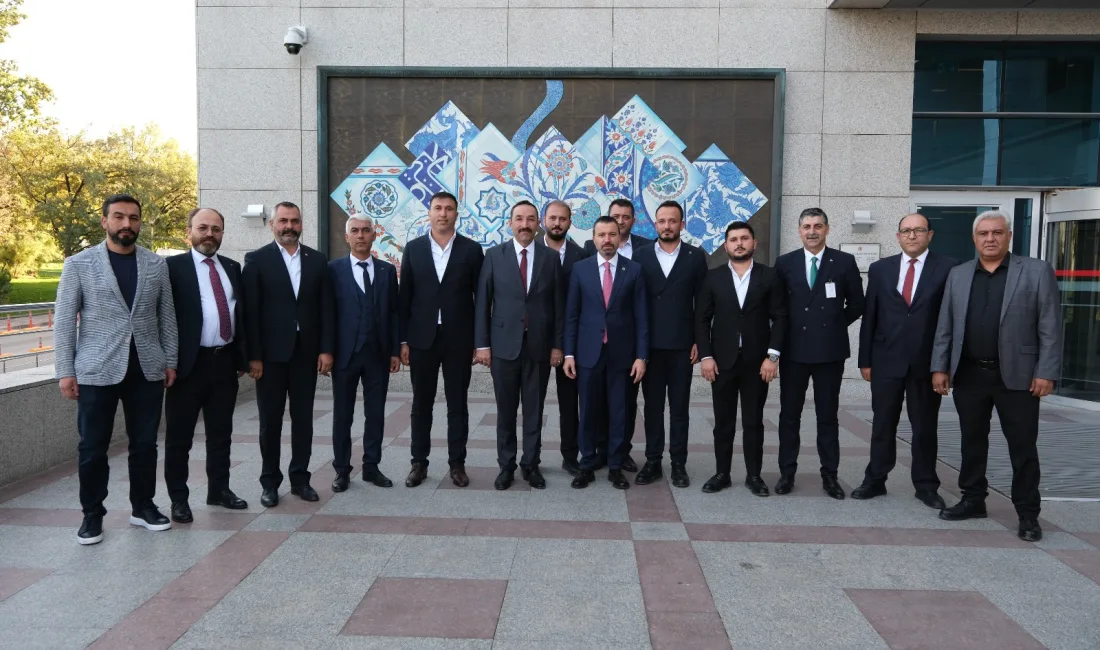 Yerköy TSO Başkanı Adem Metin ve yönetim kurulu üyeleri, AK