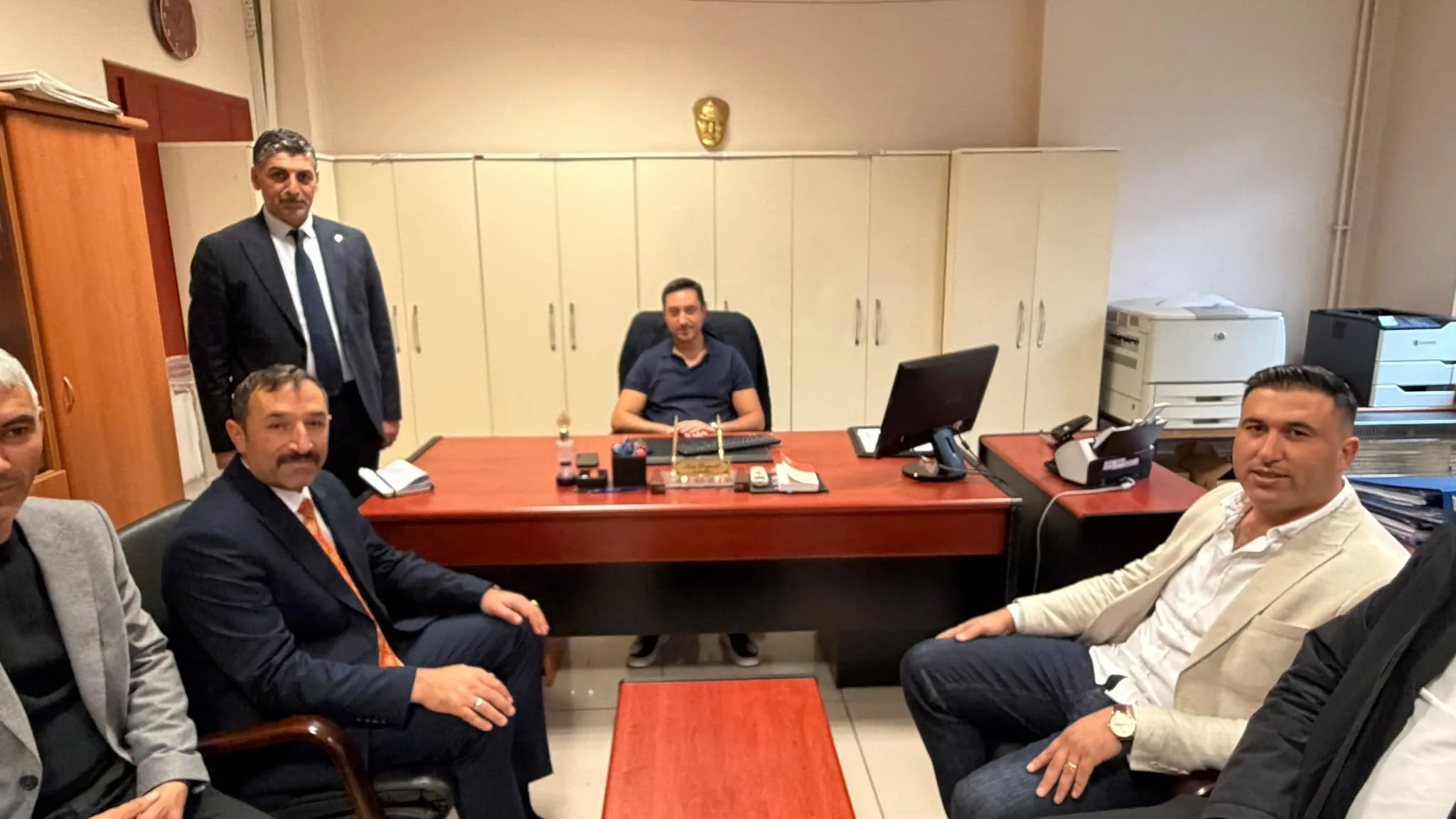 Yerköy TSO’da Yeni Dönem Resmen Başladı! Başkan Adem Metin Mazbatasını Aldı Yerköy TSO’da Yeni Dönem Resmen Başladı! Başkan Adem Metin Mazbatasını Aldı