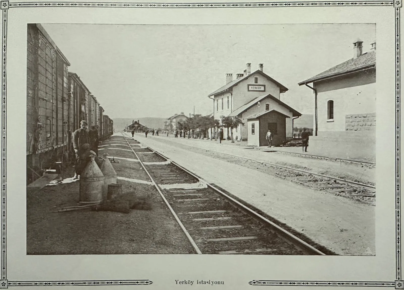 Yerköy’ün Tarihine Tanıklık Eden Tren İstasyonu! Bir İlçenin Kaderini Değiştiren Demiryolu Yerköy’ün Tarihine Tanıklık Eden Tren İstasyonu! Bir İlçenin Kaderini Değiştiren Demiryolu