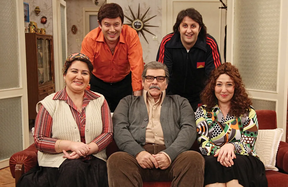 Seksenler, 7 Ekim 2026 Çarşamba televizyon yayın akışını kontrol eden