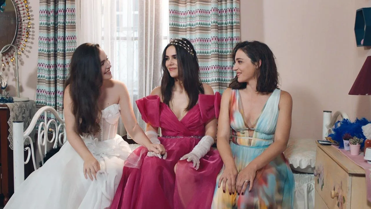 Üç Kız Kardeş Bugün Saat Kaçta Başlıyor? İşte Kanal D Yayın Saati Üç Kız Kardeş – Kanal D