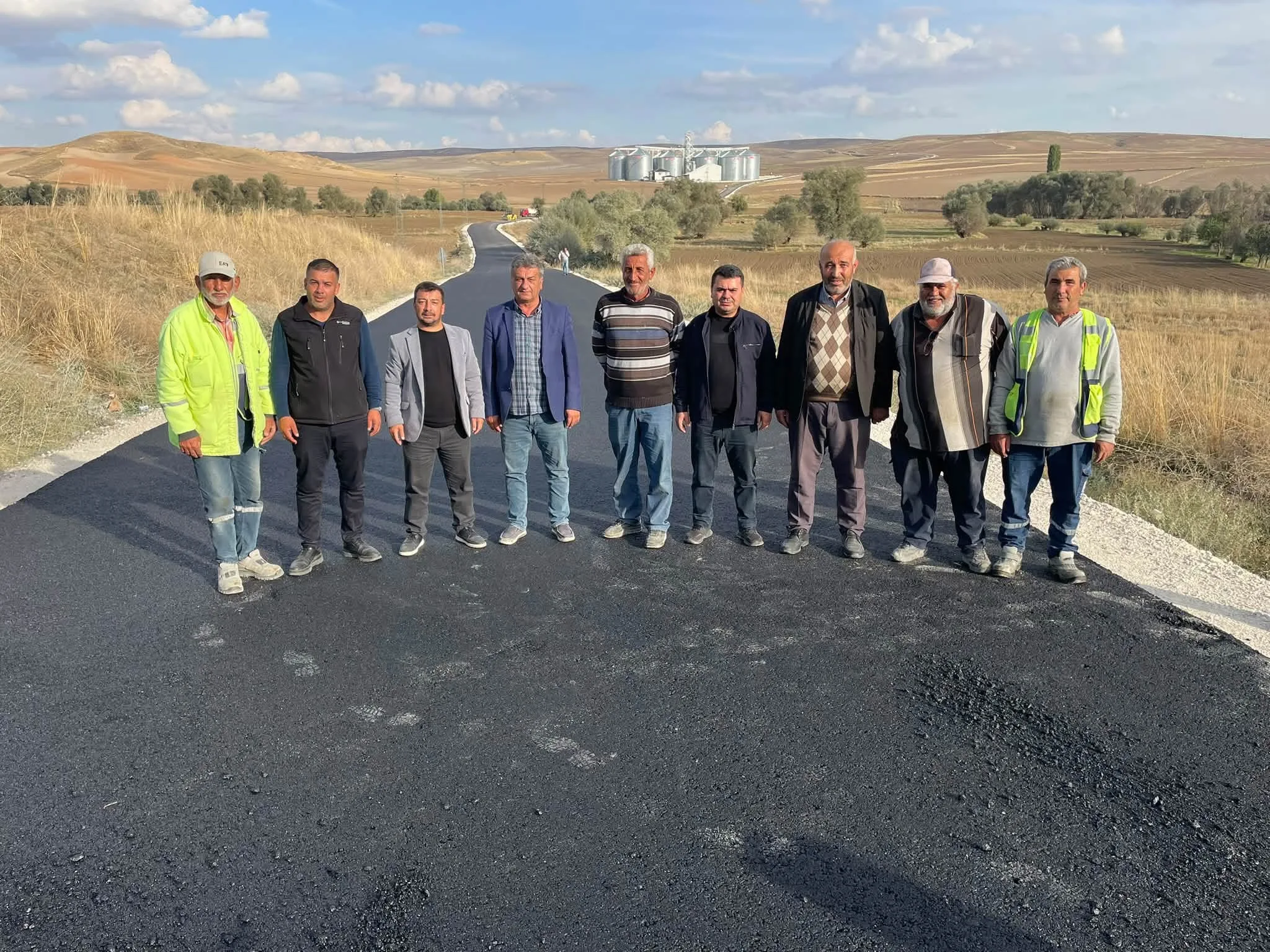 Yerköy’de Sarıyaprak, Hacımusallı ve Köycü köylerini kapsayan grup yolunda yürütülen