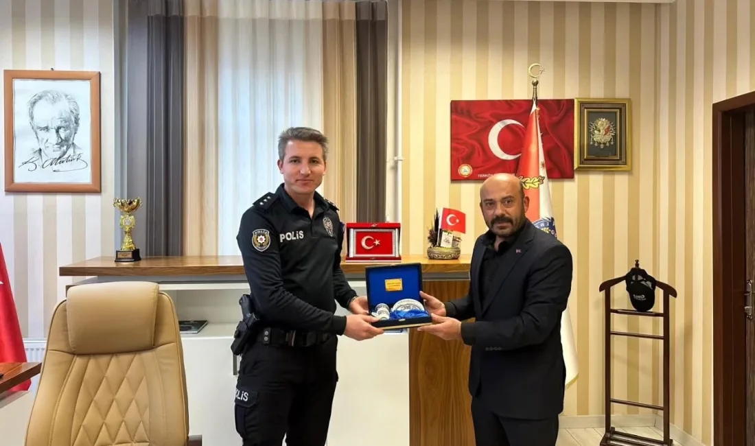 Ülkü Ocakları Yerköy İlçe Başkanlığı heyeti, Yerköy İlçe Emniyet Müdürü